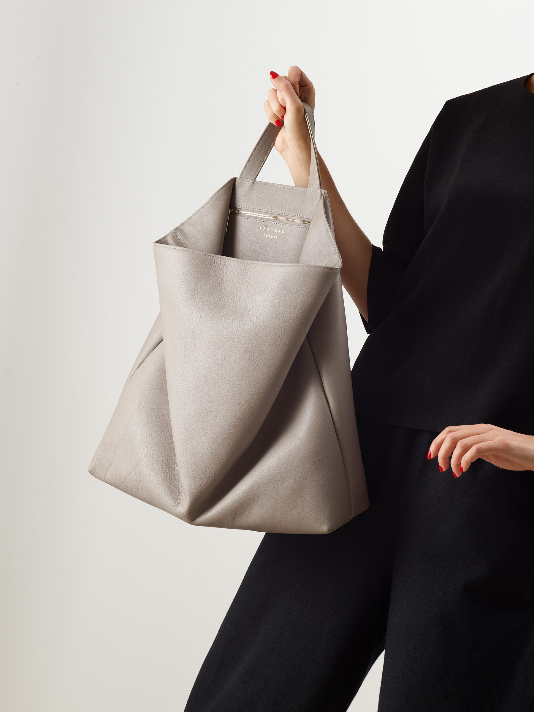 FLUKE tote bag in grey calfskin leather | TSATSAS