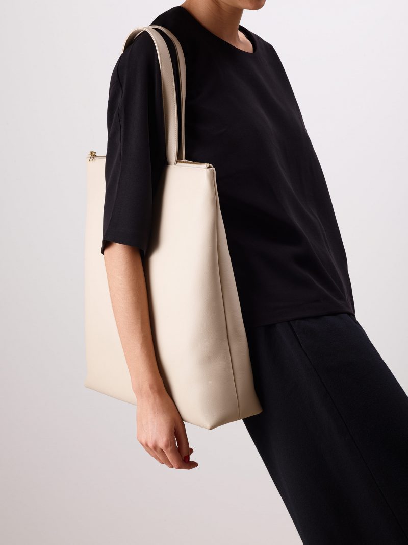 LUCID L tote bag in ivory calfskin leather | TSATSAS