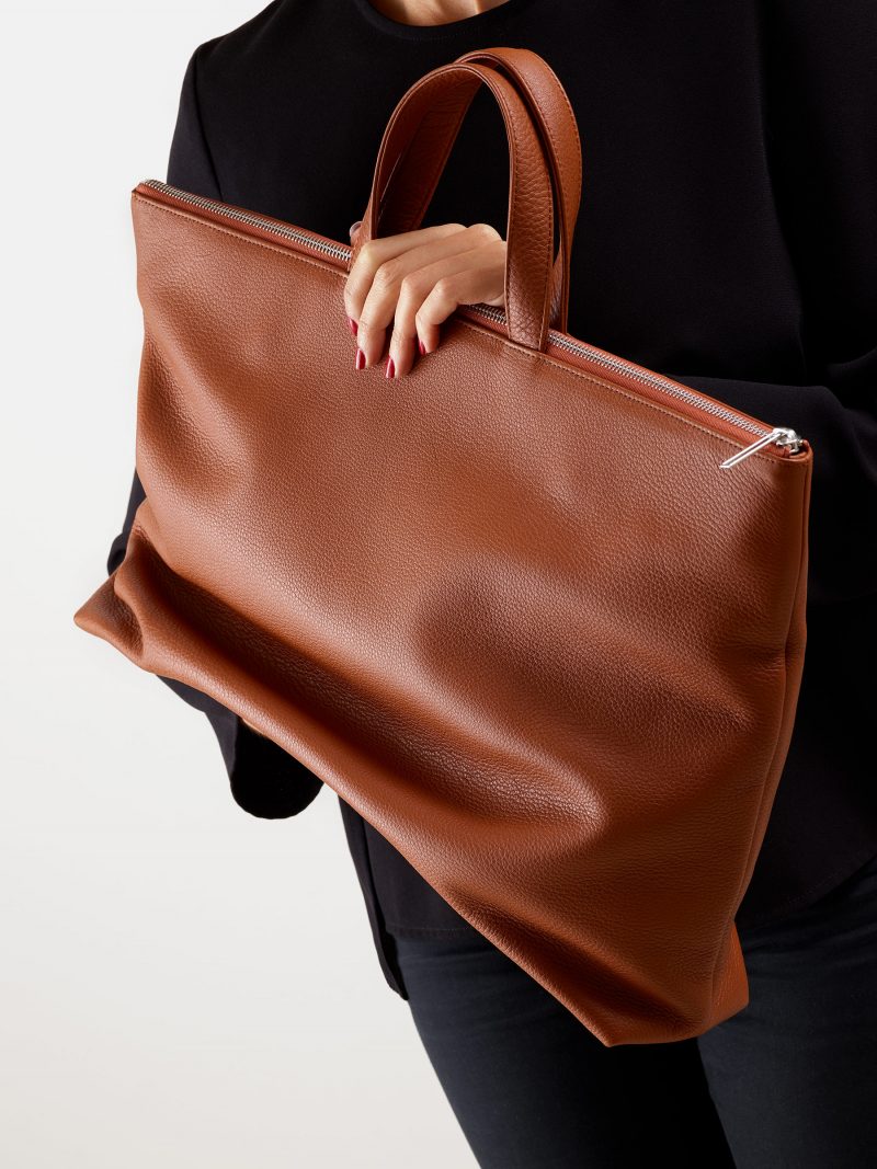 LUCID NINETY tote bag in tan calfskin leather | TSATSAS