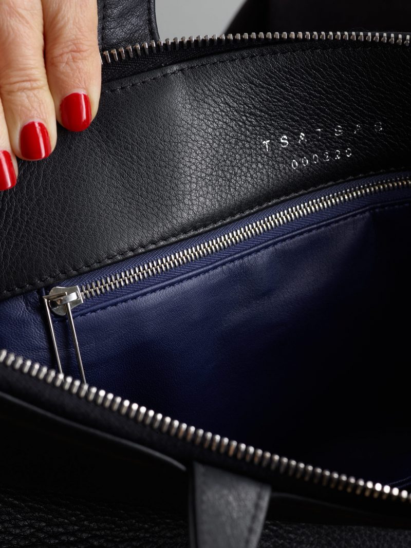 LUCID tote bag in black calfskin leather | TSATSAS