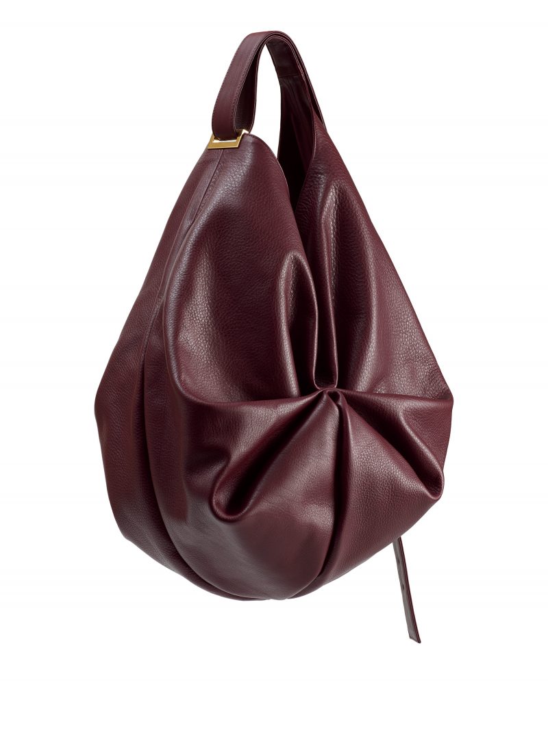 SACAR shoulder bag in burgundy calfskin leather | TSATSAS
