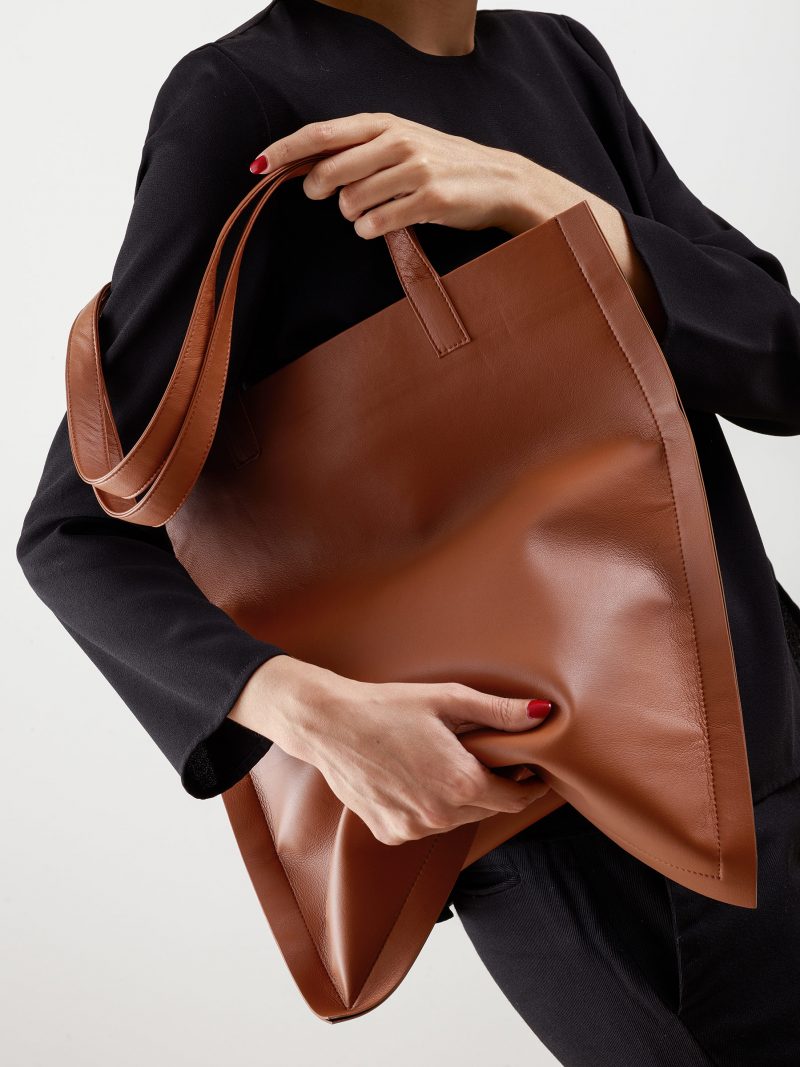 STRATO shoulder bag in tan lamb nappa leather | TSATSAS