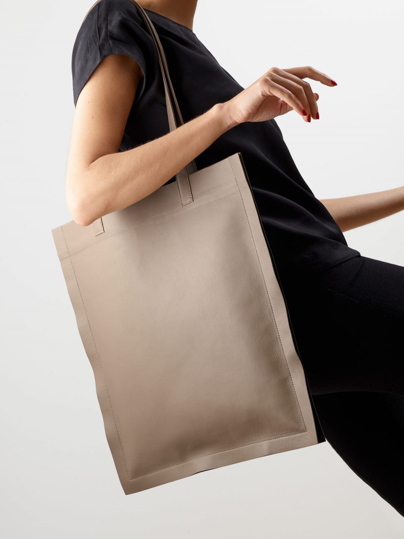 STRATO shoulder bag in taupe lamb nappa leather | TSATSAS