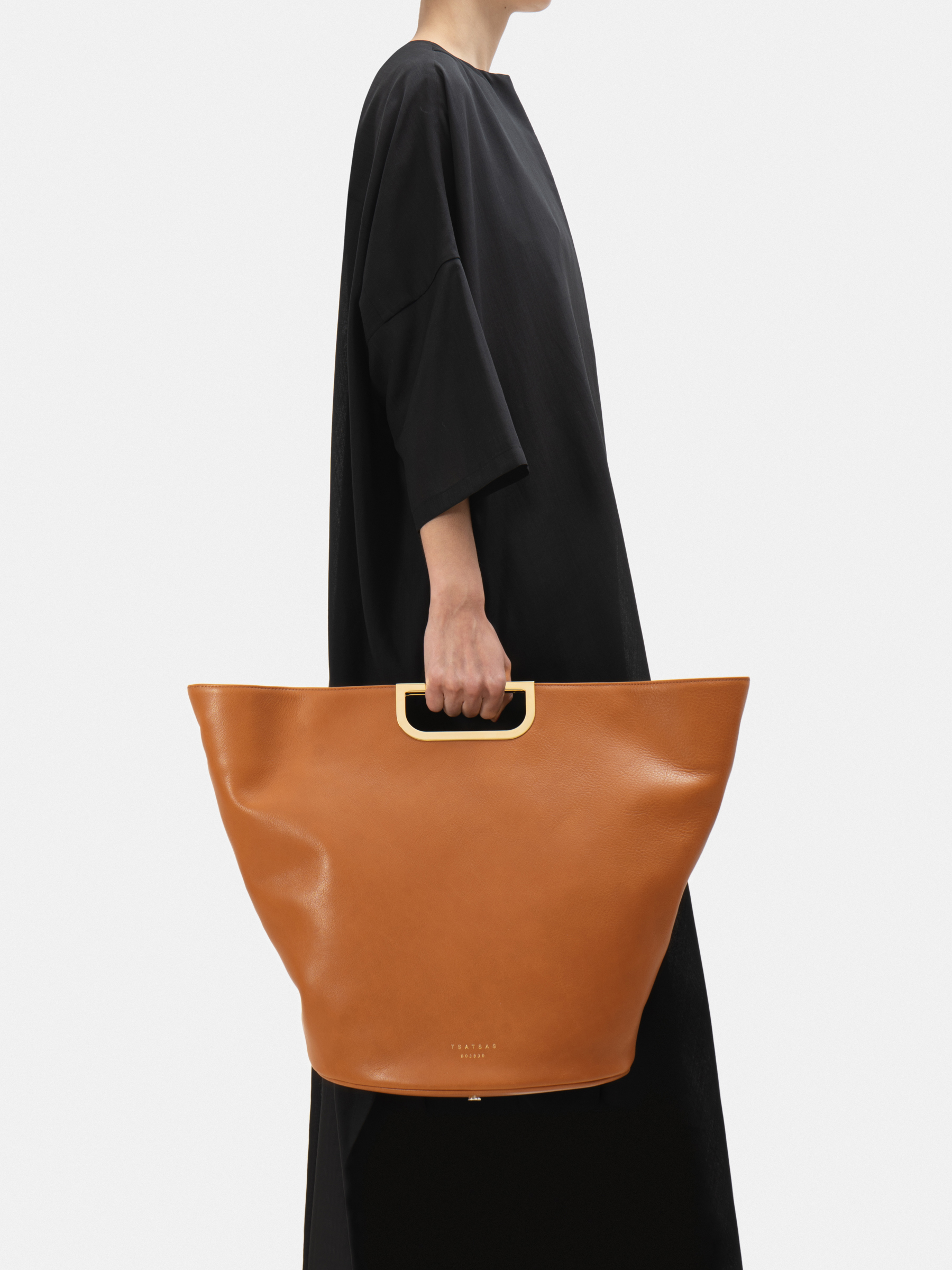 tote bag with luggage sleeve