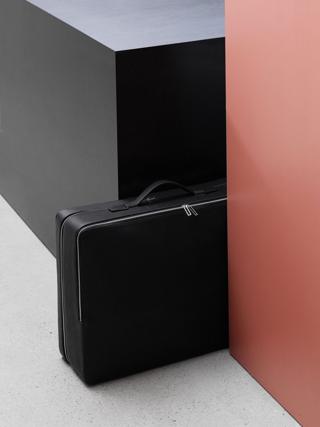 SUIT-CASE — A collaboration between Sir David Chipperfield and TSATSAS