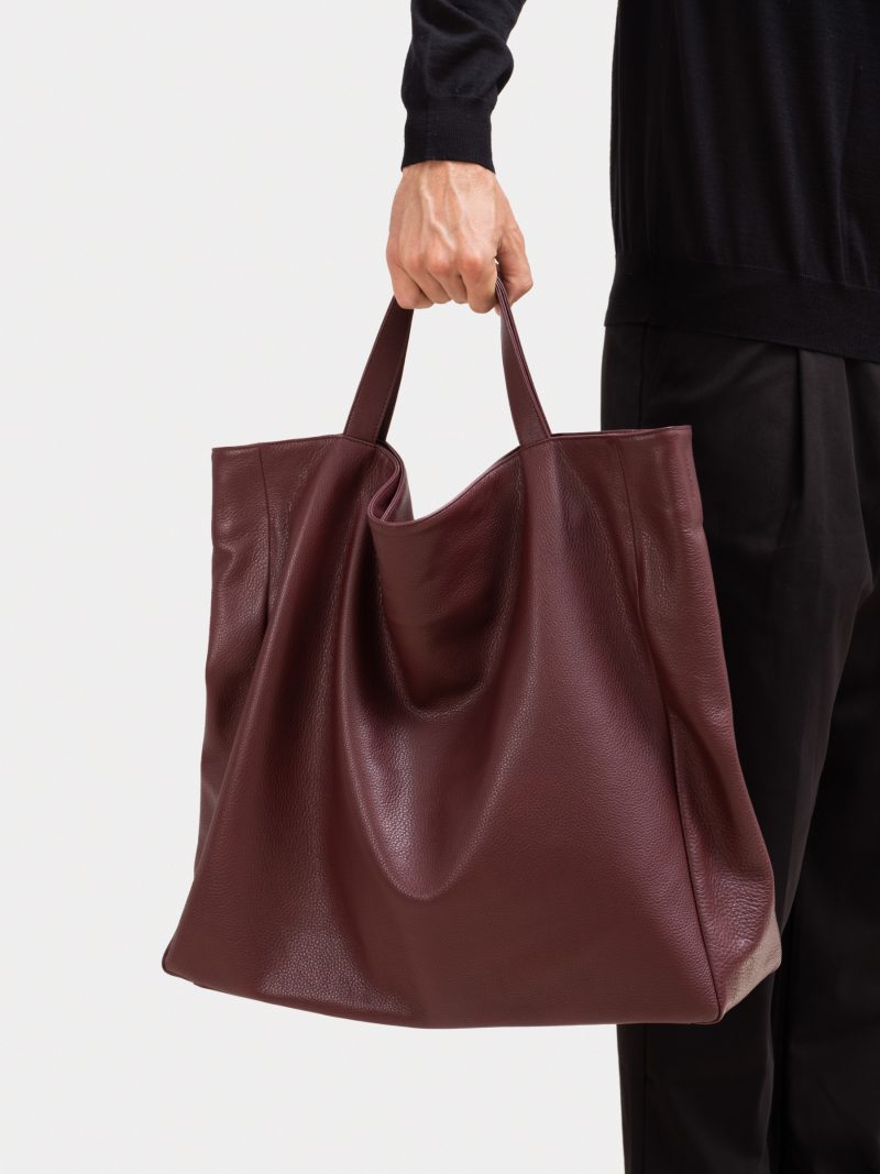FABER 2 shoulder bag in burgundy calfskin leather | TSATSAS