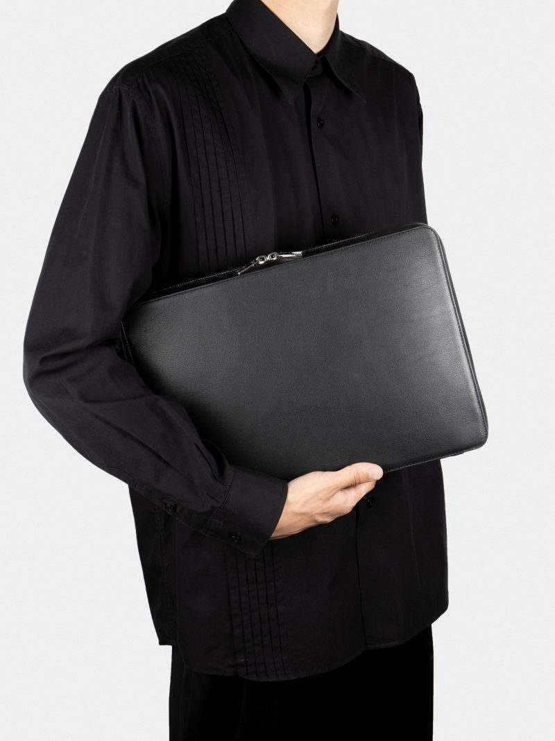 DOCUMENT-CASE — document case in black calfskin leather | TSATSAS and David Chipperfield