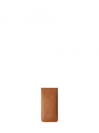 GLASSES-CASE — glasses case in tan calfskin leather | TSATSAS and David Chipperfield
