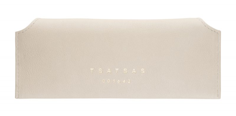 KOMPAKT glasses case in ivory calfskin leather | TSATSAS