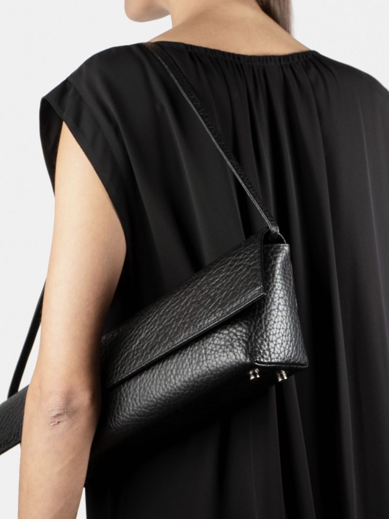 KIRAT shoulder bag in black bison leather | TSATSAS