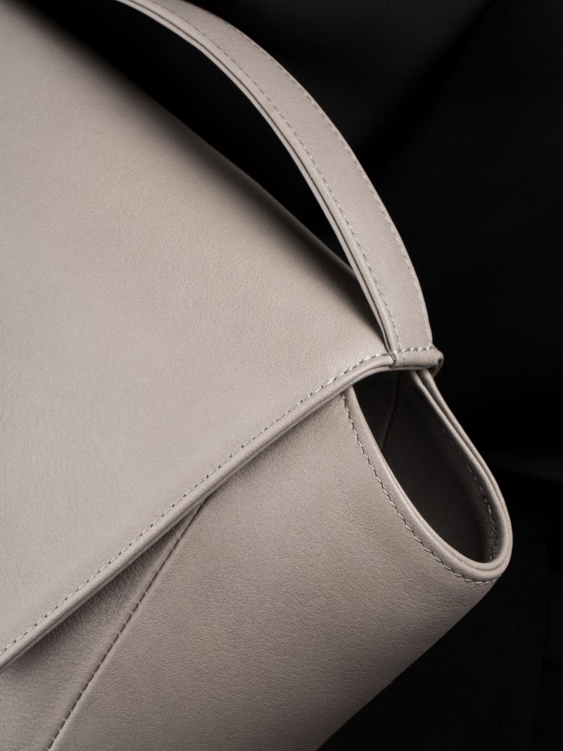 NEA 1 shoulder bag in grey calfskin leather | TSATSAS