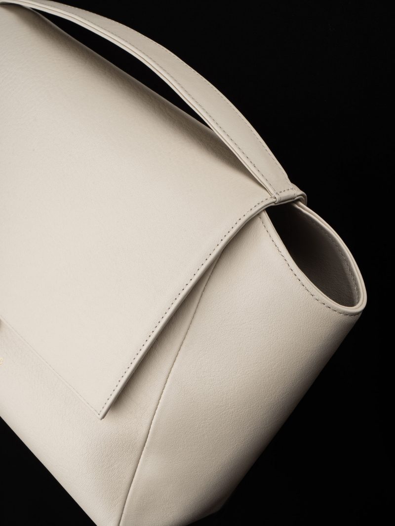 NEA 2 shoulder bag in ivory calfskin leather | TSATSAS