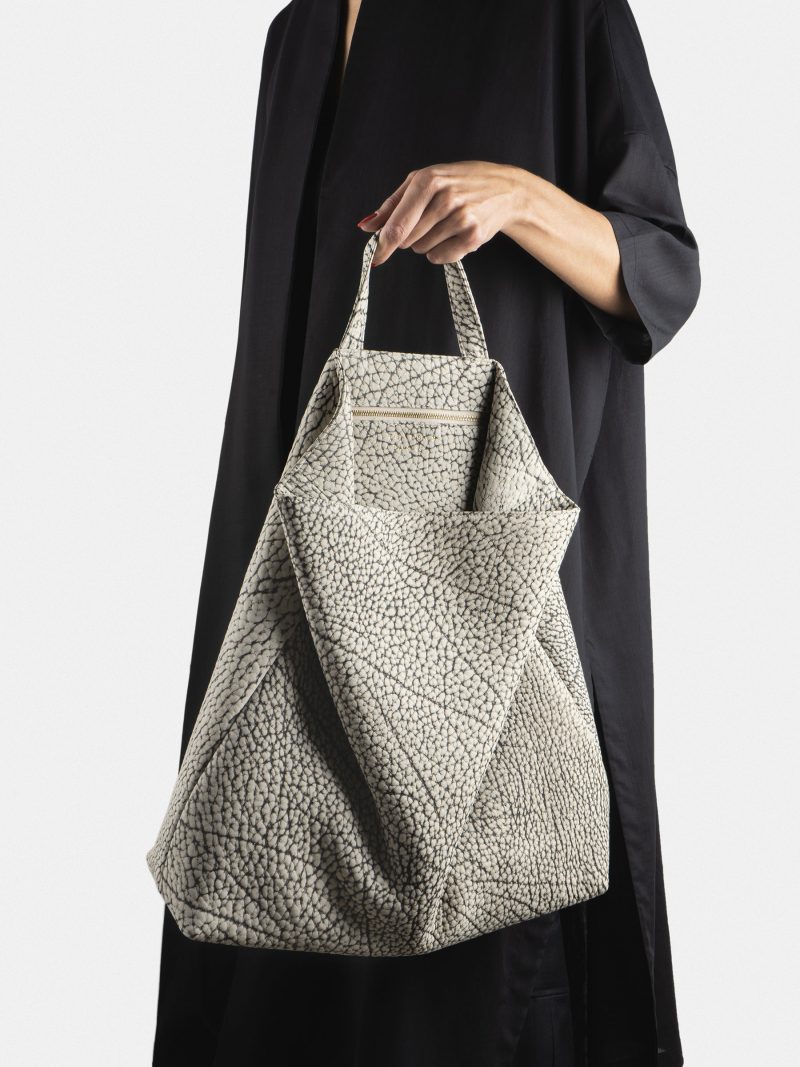 FLUKE tote bag in hand-sanded marbled nubuck leather | TSATSAS