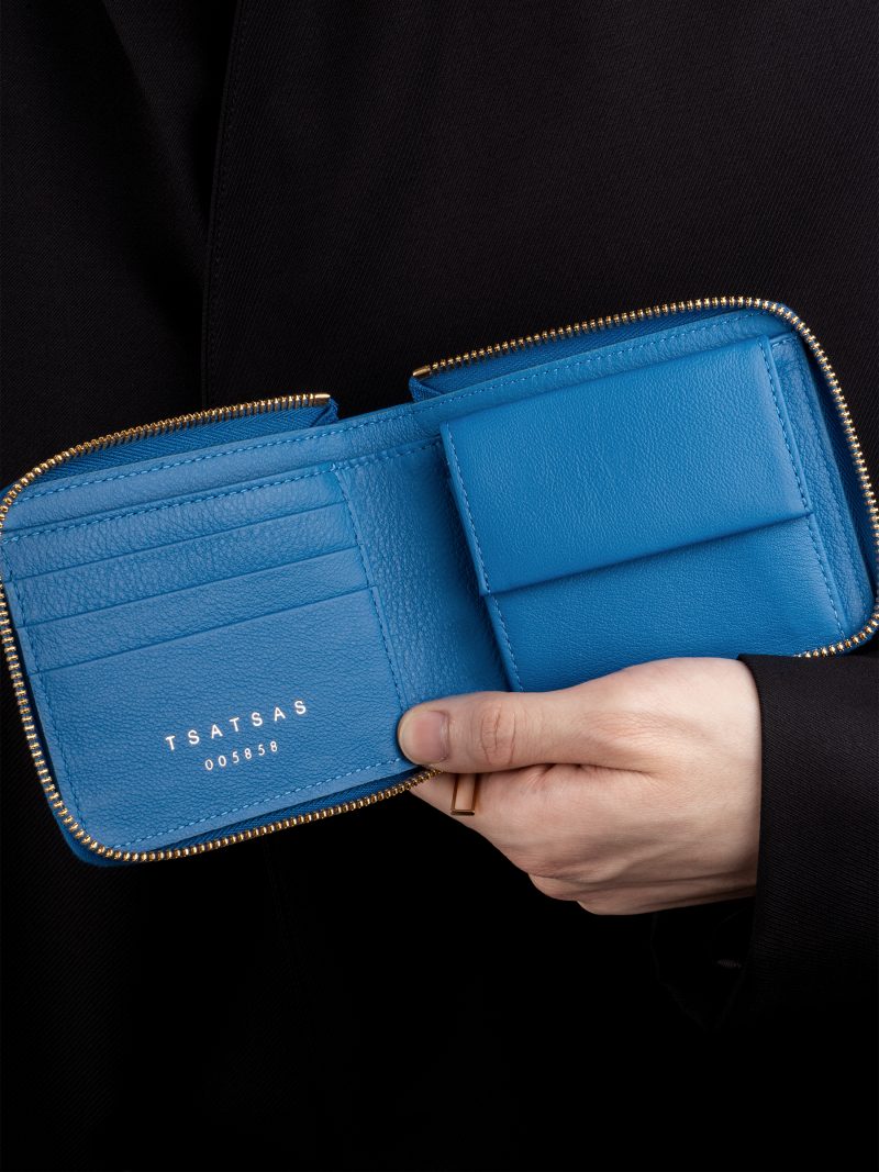 KOBO 1 wallet in azure calfskin leather | TSATSAS