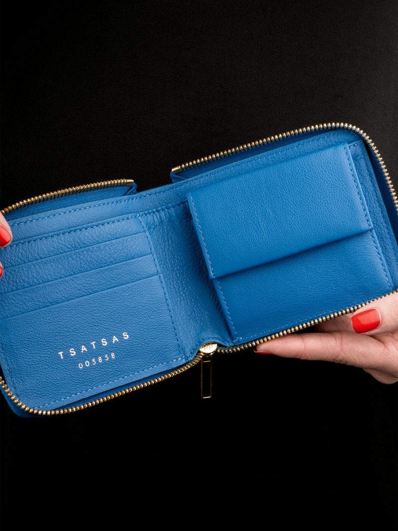 KOBO 1 wallet in azure calfskin leather | TSATSAS