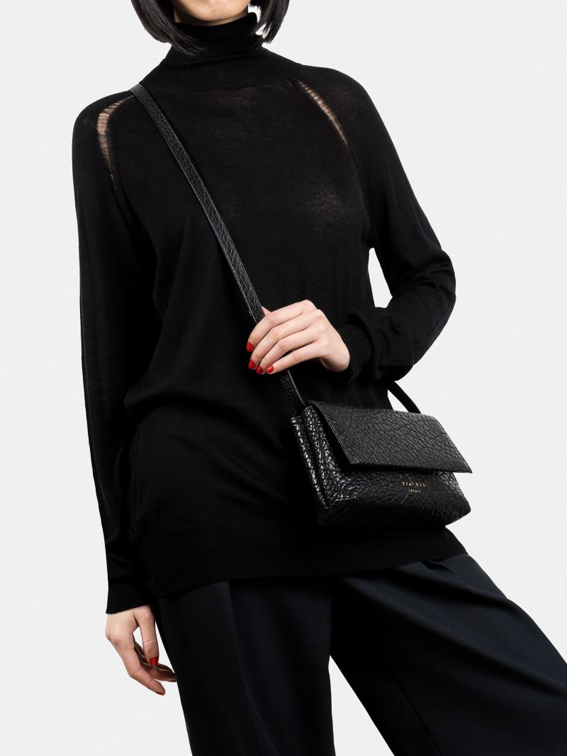 AMOS shoulder bag in black bison leather | TSATSAS