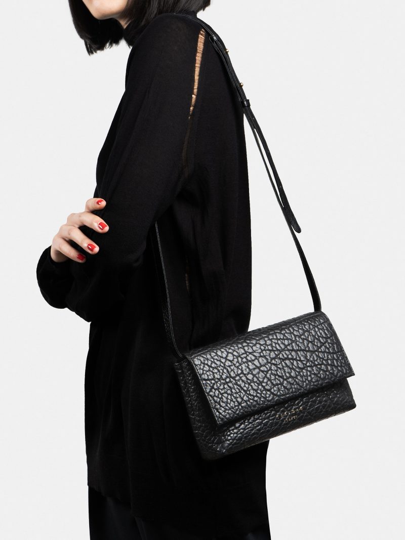 AMOS shoulder bag in black bison leather | TSATSAS