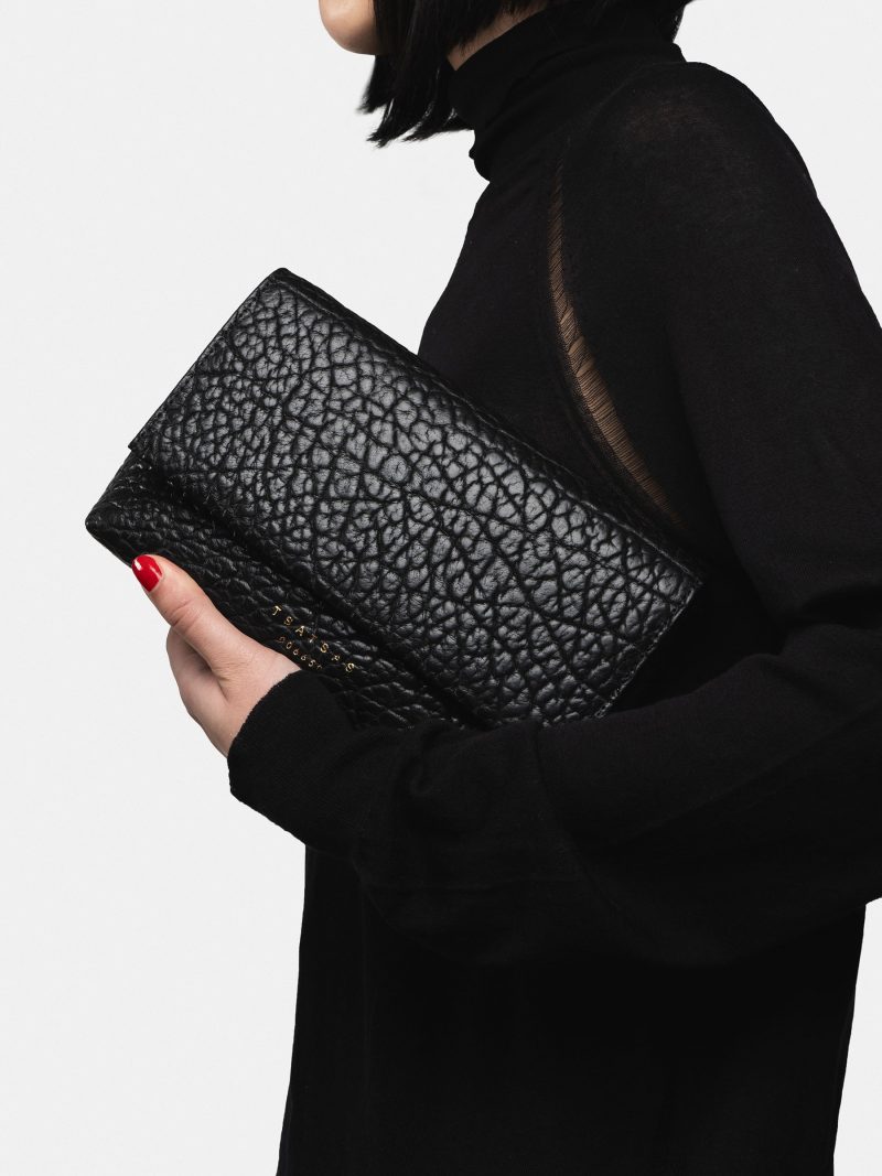 AMOS shoulder bag in black bison leather | TSATSAS