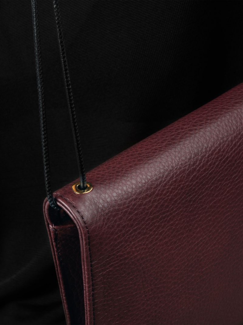 RE-OTHER shoulder bag in burgundy calfskin leather | TSATSAS
