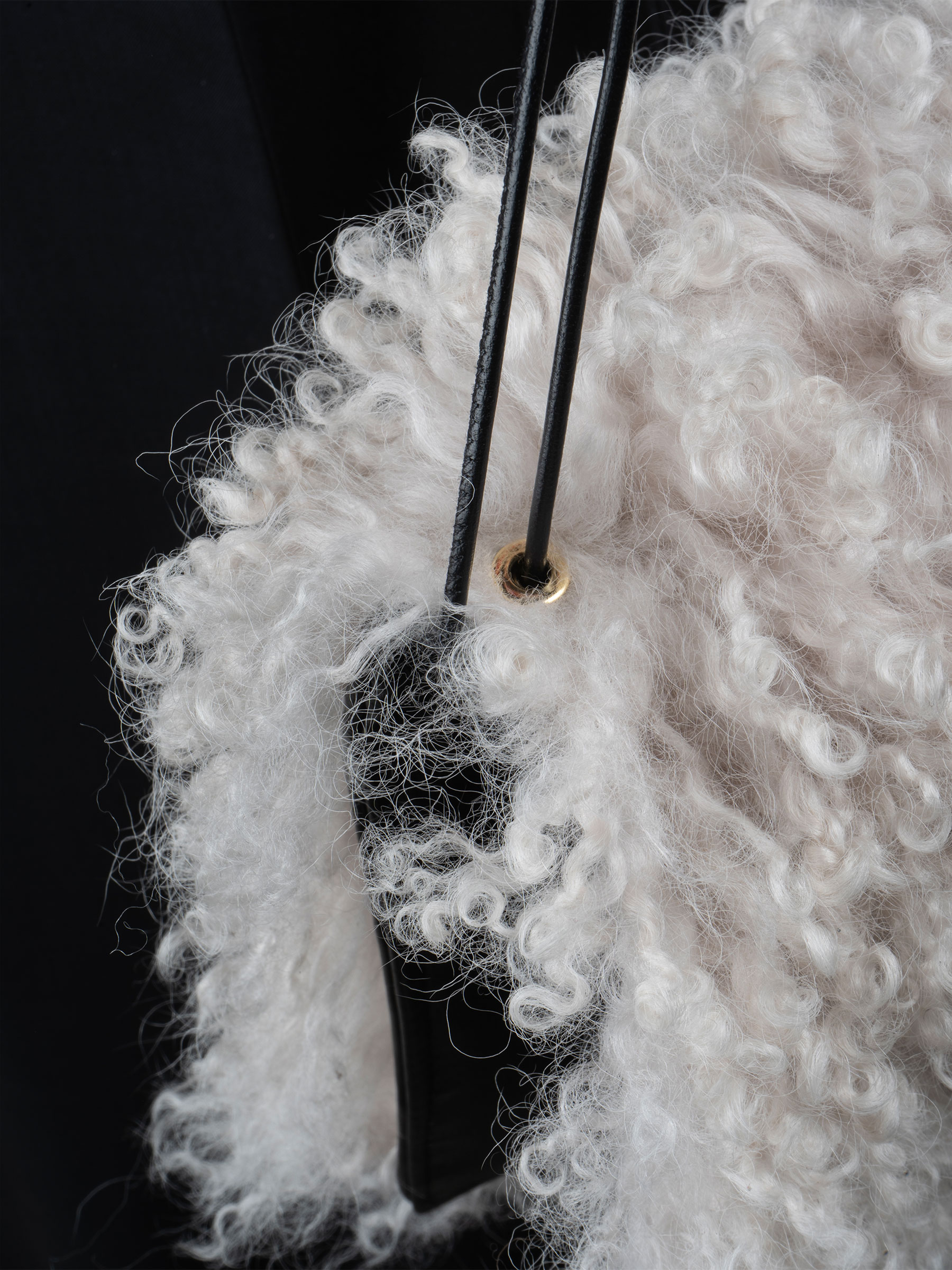 RE-OTHER shoulder bag in ivory sherling | TSATSAS