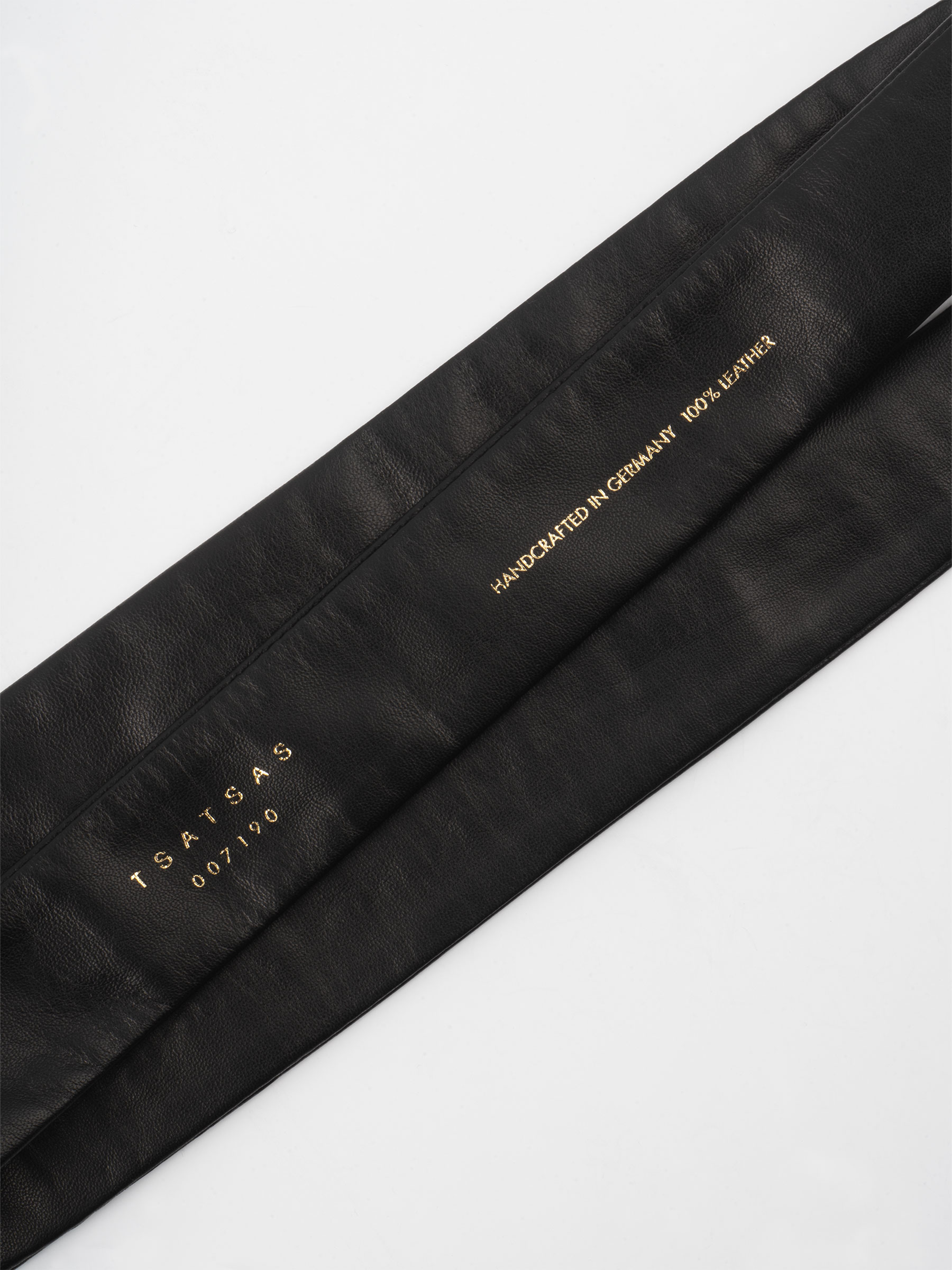 JUNO belt/scarf in black lamb nappa leather | TSATSAS