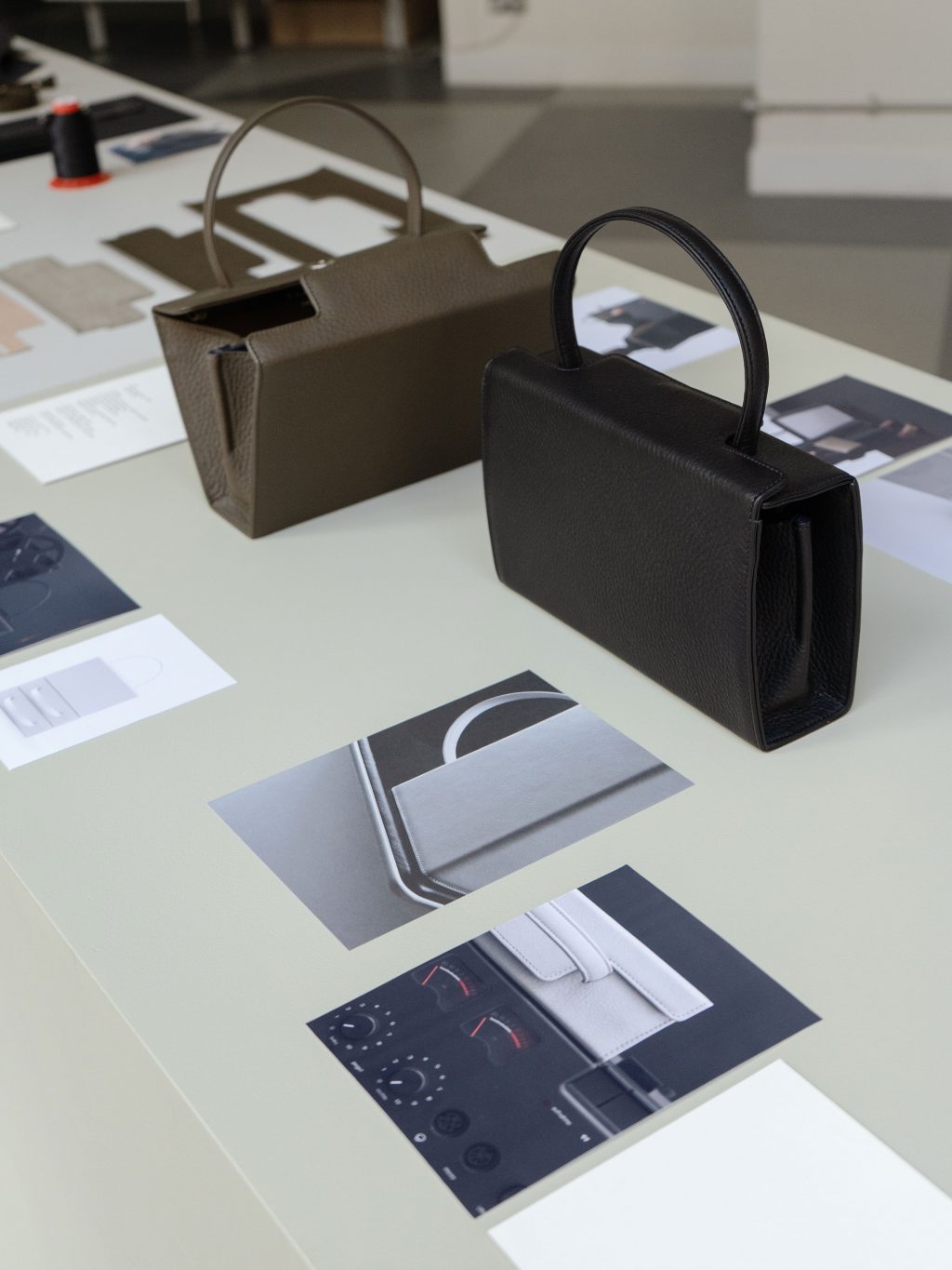 In residence at Vitsœ: TSATSAS and the 931 bag, designed by Dieter Rams - Photography by Dimitrios Tsatsas | TSATSAS