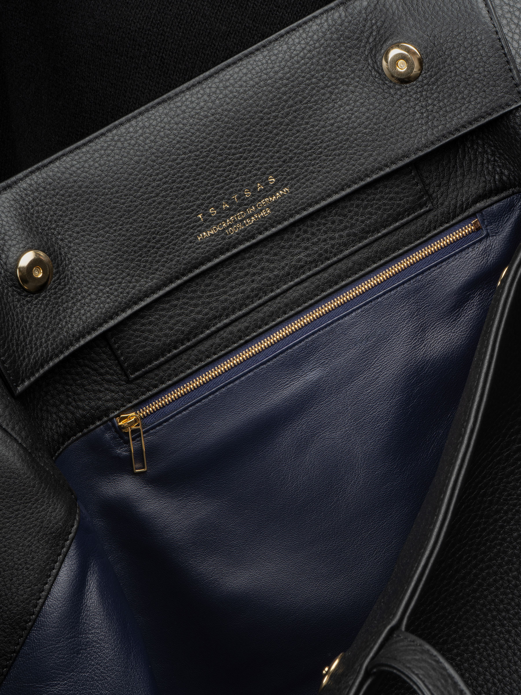 RENEE shoulder bag in black calfskin leather | TSATSAS