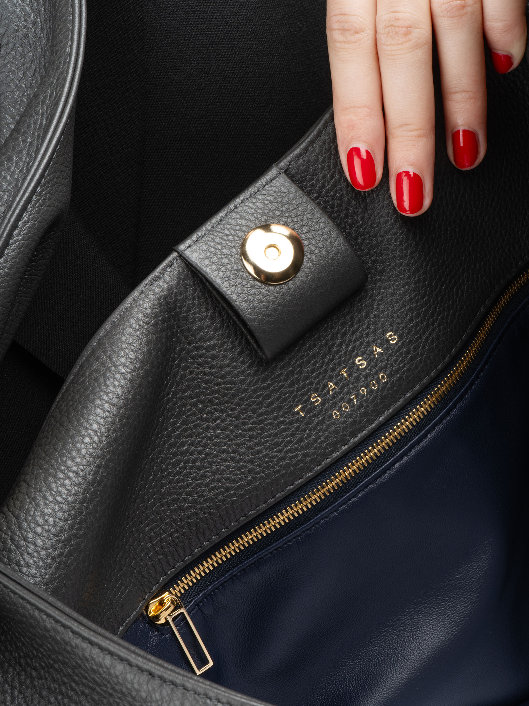 HALO shoulder bag in graphite grey calfskin leather | TSATSAS