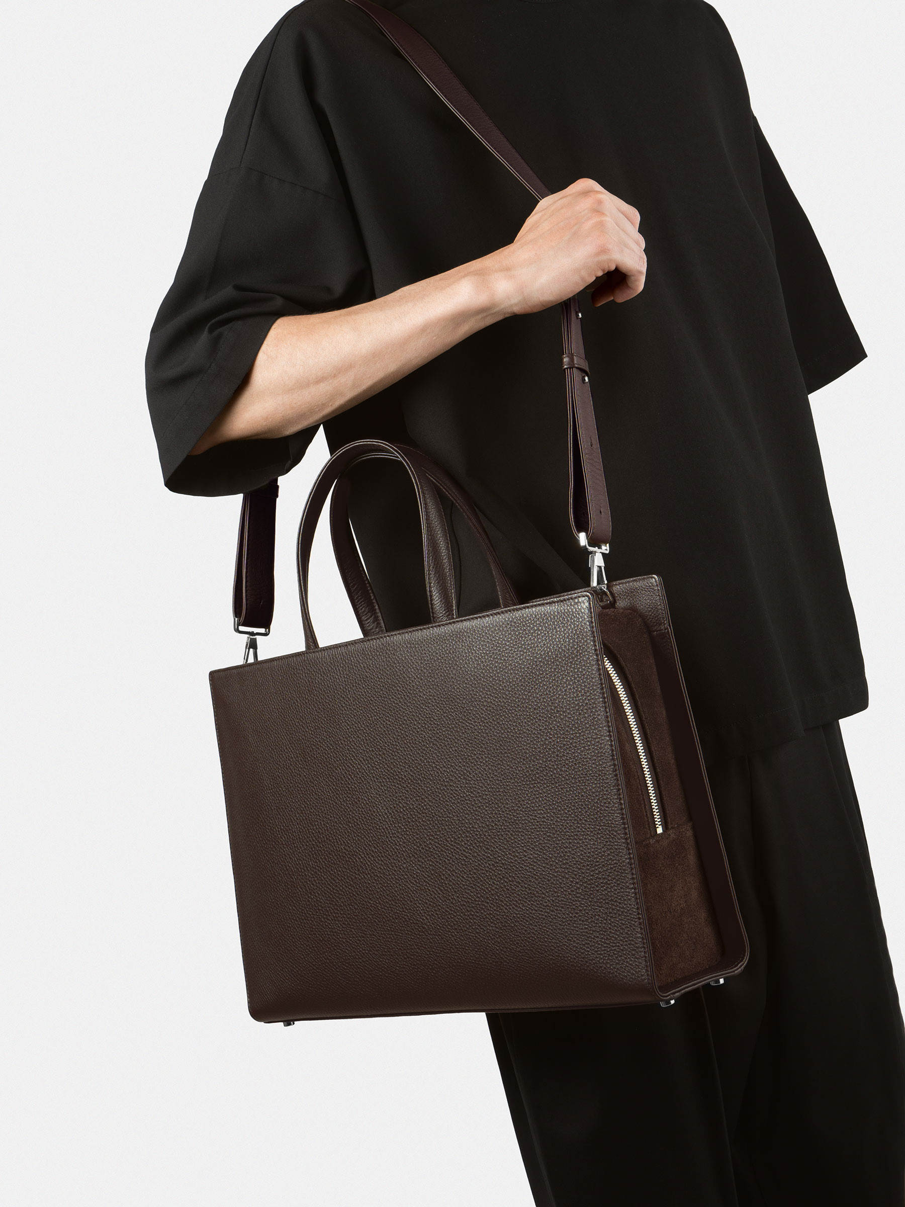 DELTOUR structured tote bag in dark brown calfskin leather | TSATSAS